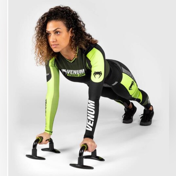 Venum challenger push ups handles. NIB - Picture 1 of 4